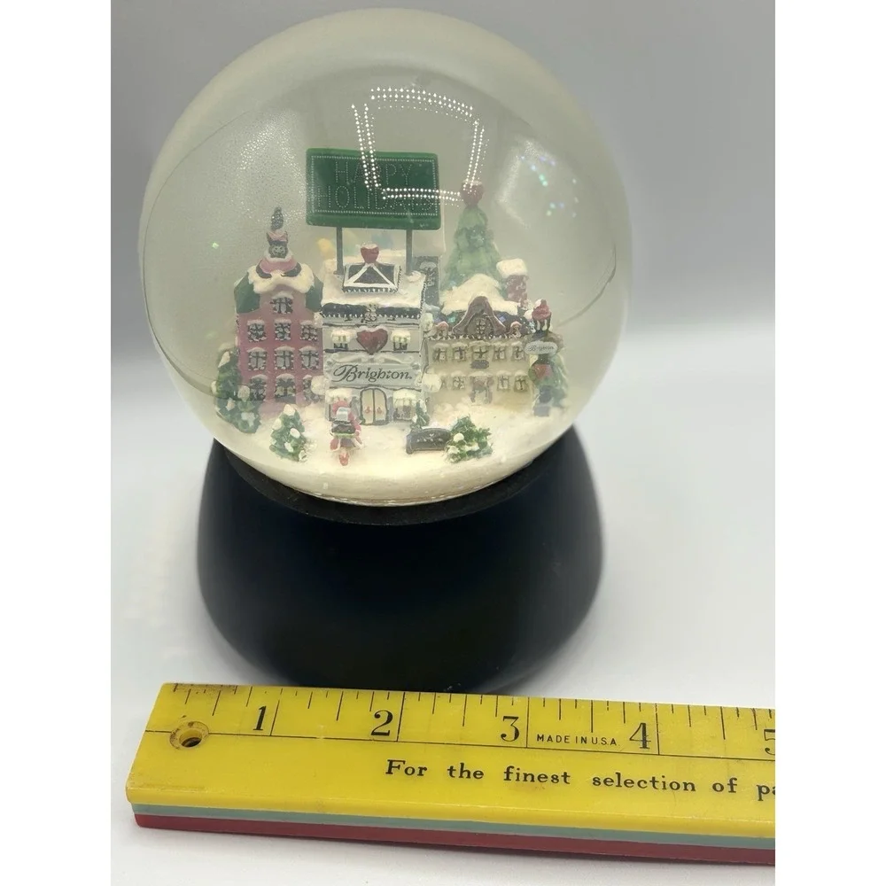 Vintage Christmas BRIGHTON VILLAGE Storyland Musical Snow Globe –‎ 